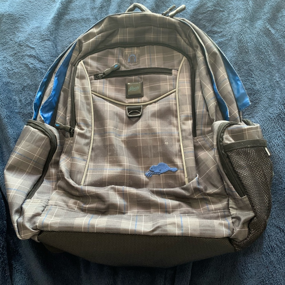 ROOTS BACKPACK